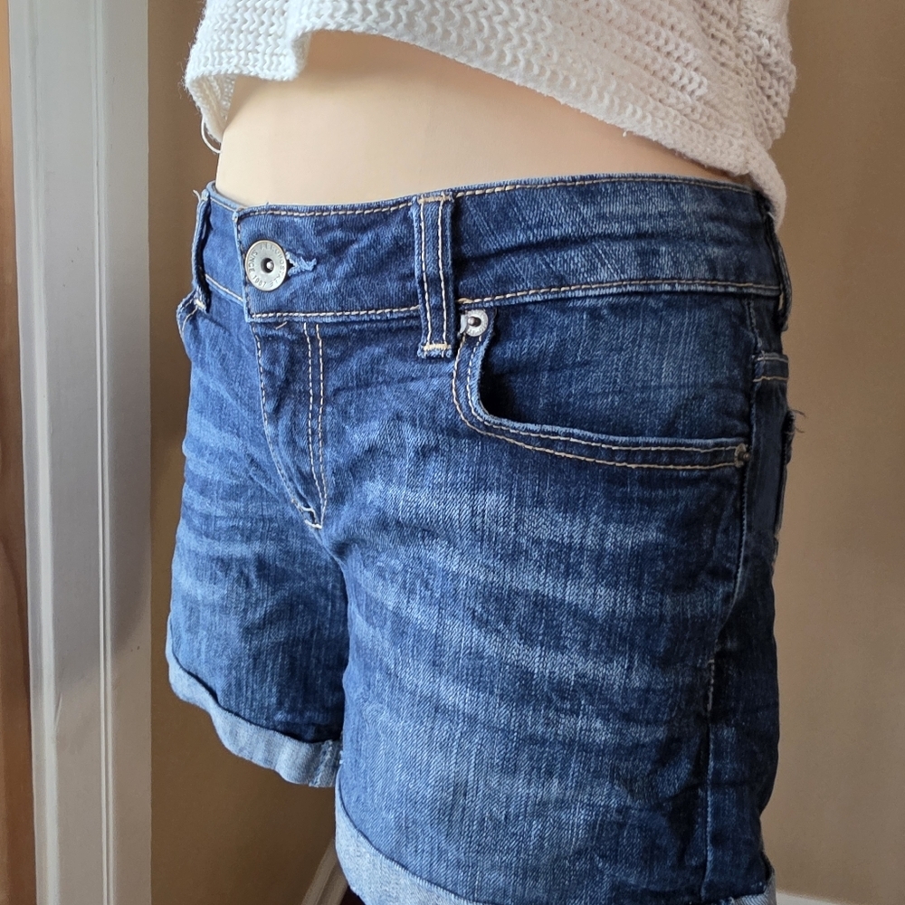 Aeropostale Dark Wash Cuffed Jean Shorts Size 5/6 VGUC - Picture 2 of 8